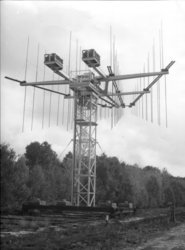 Yagi antenna on railtrack in Nançay.